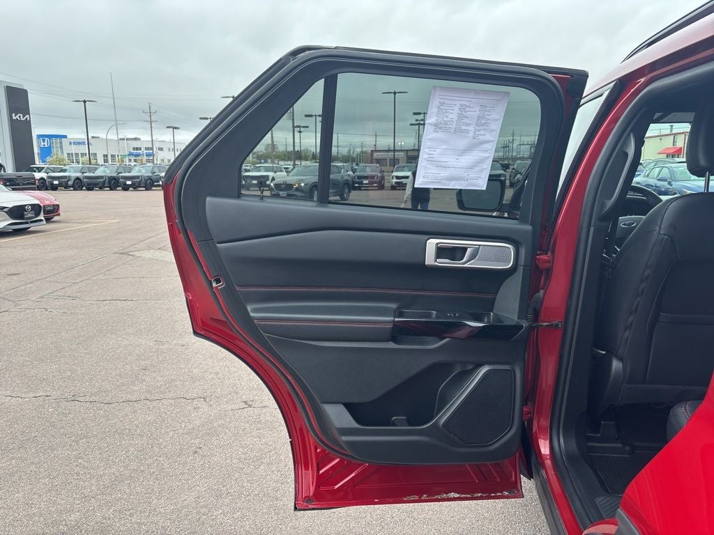 2023 Ford Explorer ST-Line
