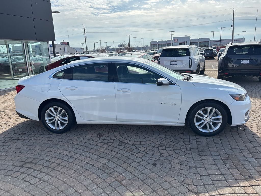 2017 Chevrolet Malibu LT 1LT