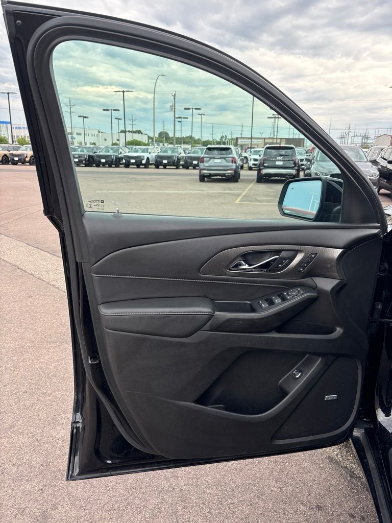 2022 Chevrolet Traverse Premier