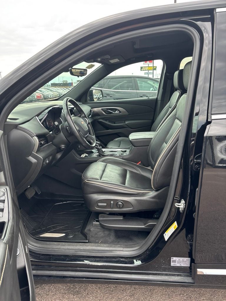2022 Chevrolet Traverse Premier