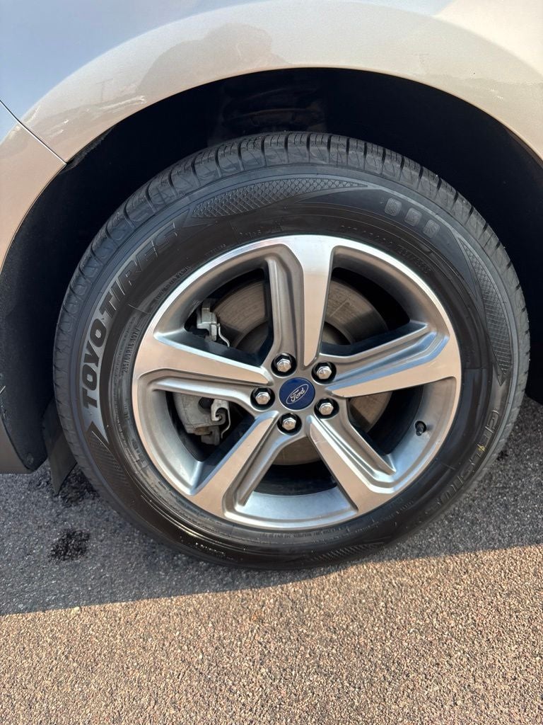 2020 Ford Edge SEL