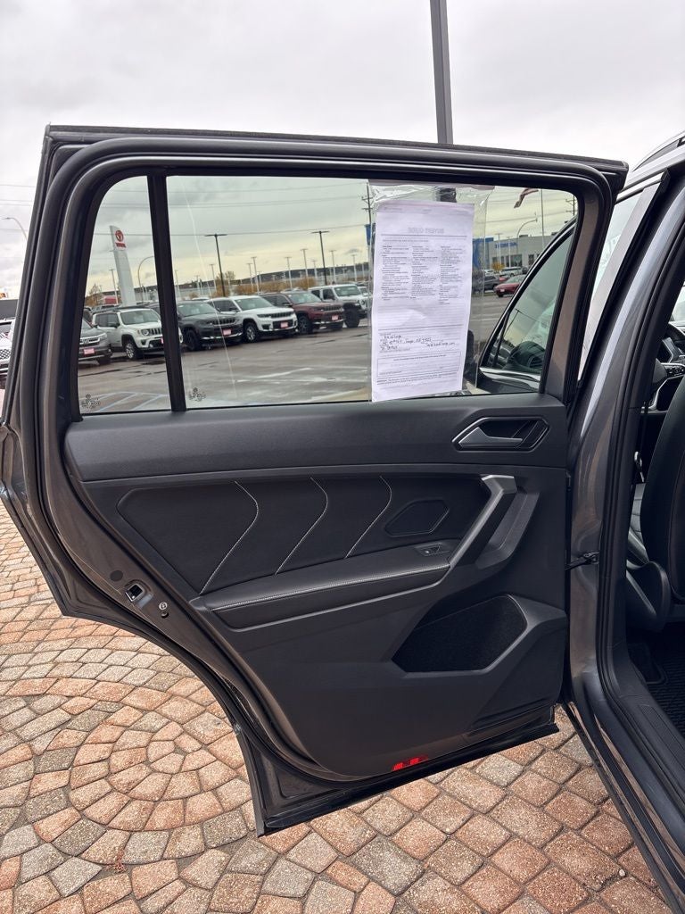 2024 Volkswagen Tiguan 2.0T SEL R-Line