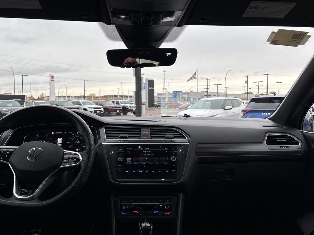 2024 Volkswagen Tiguan 2.0T SEL R-Line