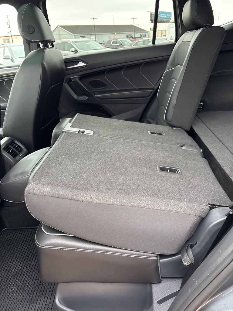 2024 Volkswagen Tiguan 2.0T SEL R-Line