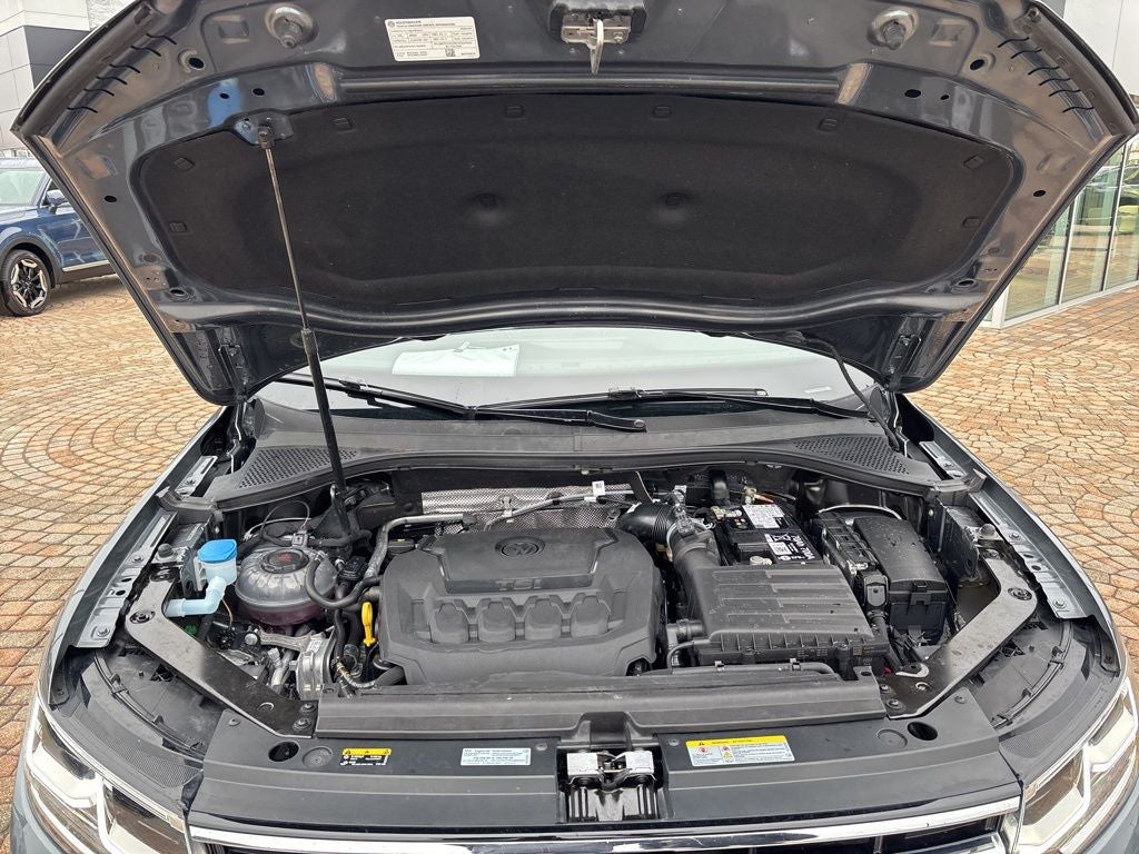 2024 Volkswagen Tiguan 2.0T SEL R-Line