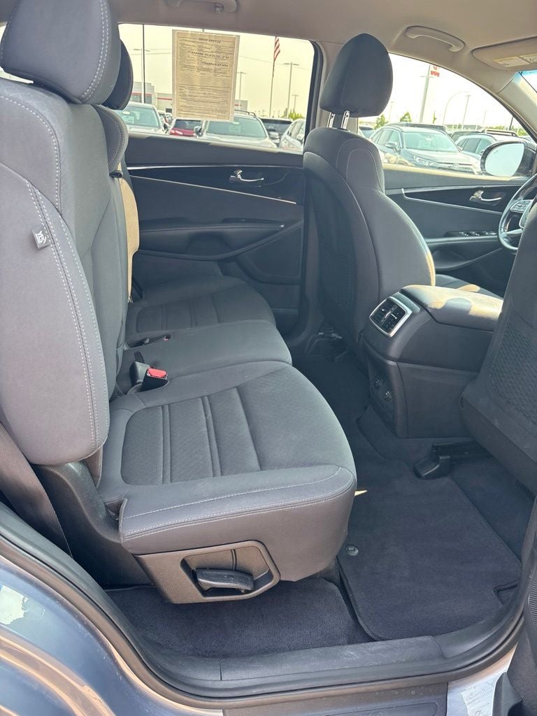 2019 Kia Sorento S