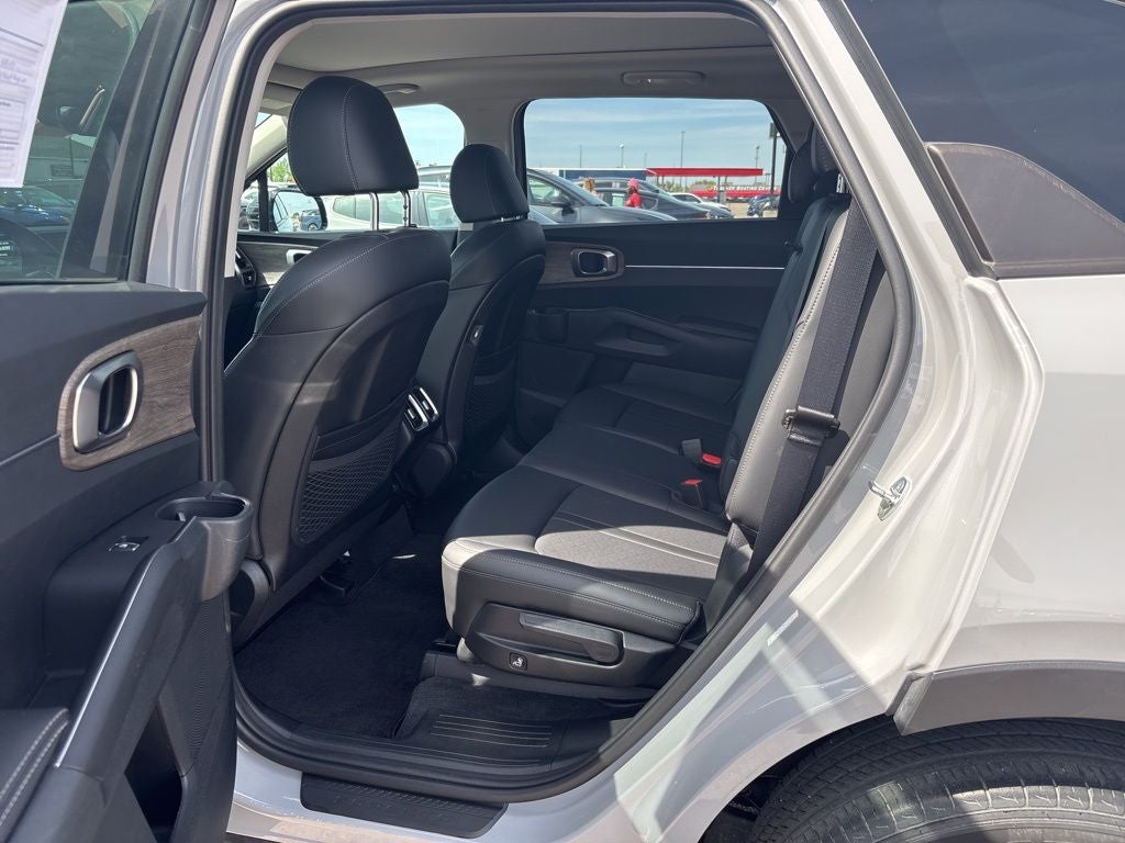 2023 Kia Sorento X-Line S