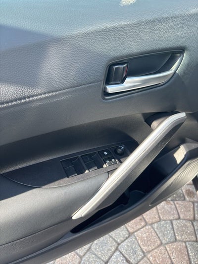 2025 Toyota Corolla Cross XLE