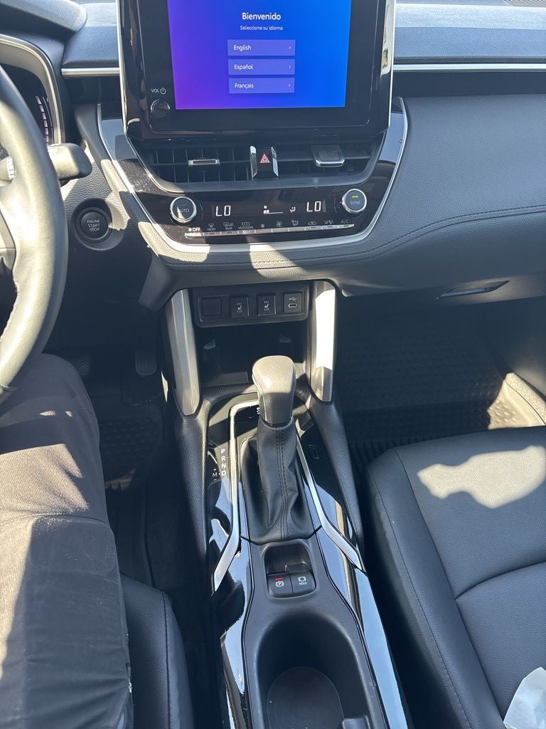2025 Toyota Corolla Cross XLE