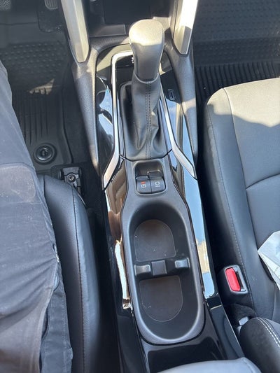 2025 Toyota Corolla Cross XLE