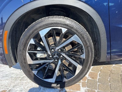 2024 Mitsubishi Outlander PHEV SEL