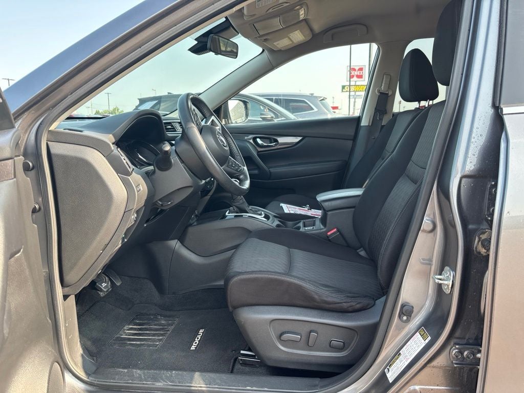 2020 Nissan Rogue SV New Motor!!!