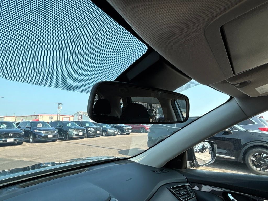 2020 Nissan Rogue SV New Motor!!!
