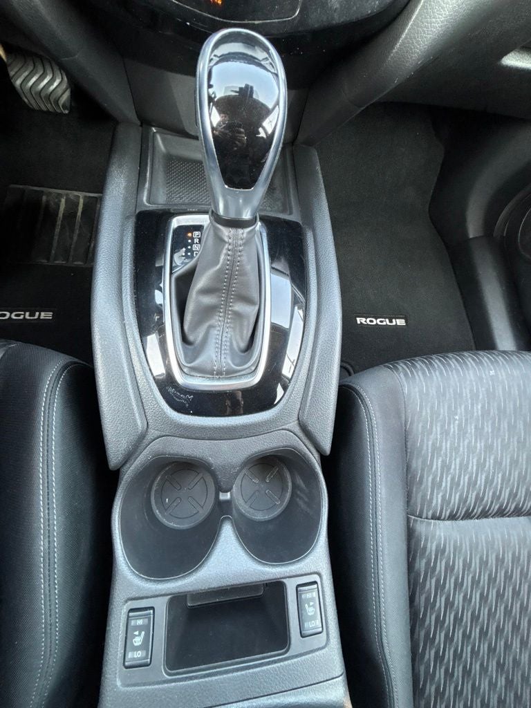 2020 Nissan Rogue SV New Motor!!!