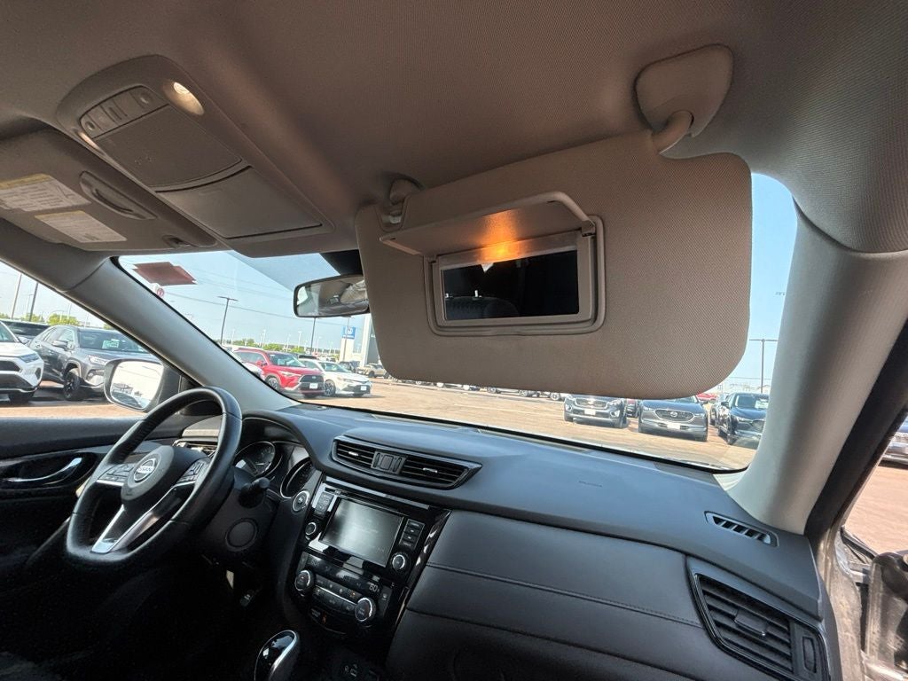 2020 Nissan Rogue SV New Motor!!!