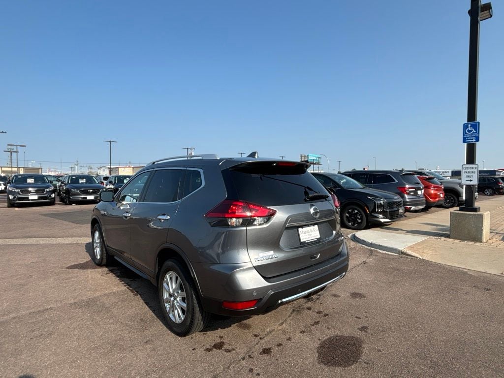 2020 Nissan Rogue SV New Motor!!!