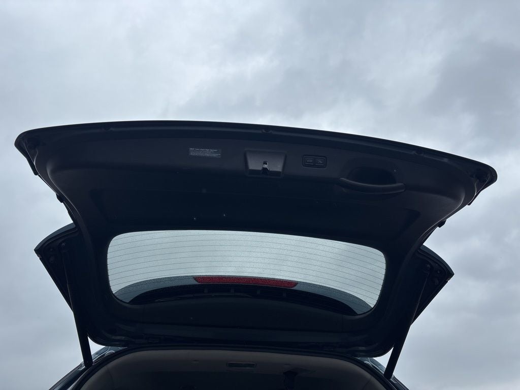 2024 Kia Carnival SX