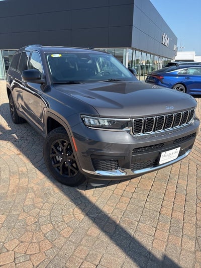 2022 Jeep Grand Cherokee L Laredo