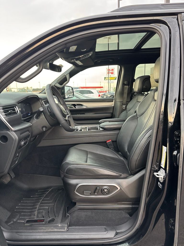 2023 Jeep Wagoneer Series II