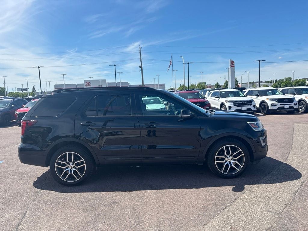 2017 Ford Explorer Sport