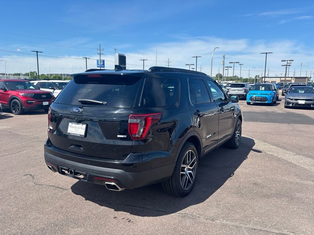 2017 Ford Explorer Sport