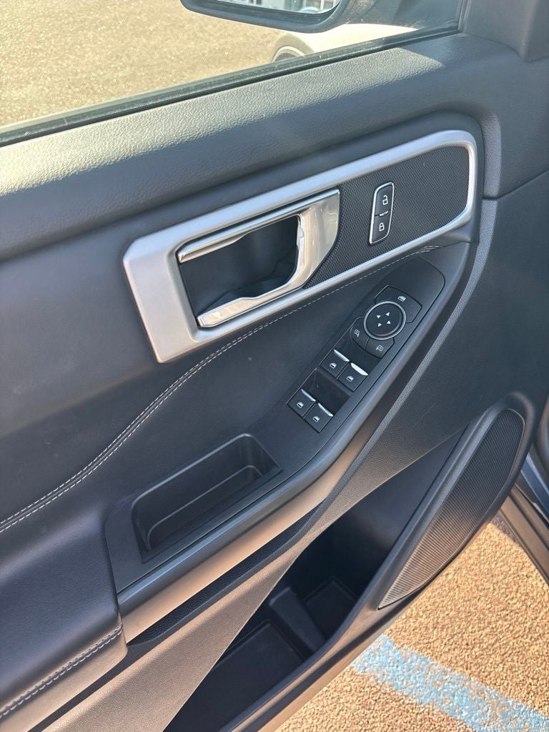 2020 Ford Explorer XLT 202A