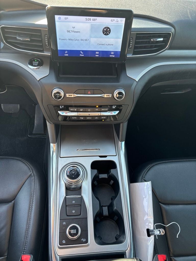 2020 Ford Explorer XLT 202A