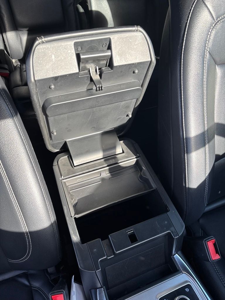 2020 Ford Explorer XLT 202A