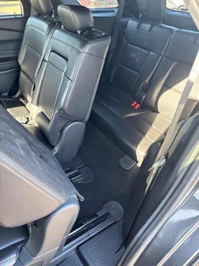 2020 Ford Explorer XLT 202A