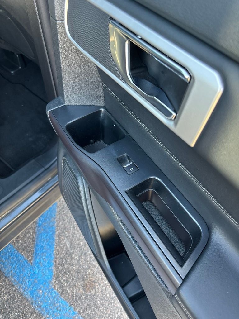 2020 Ford Explorer XLT 202A
