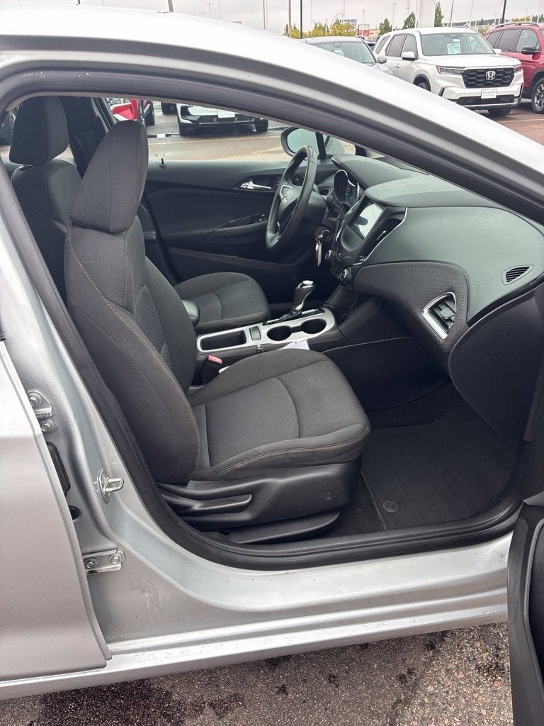 2017 Chevrolet Cruze LS