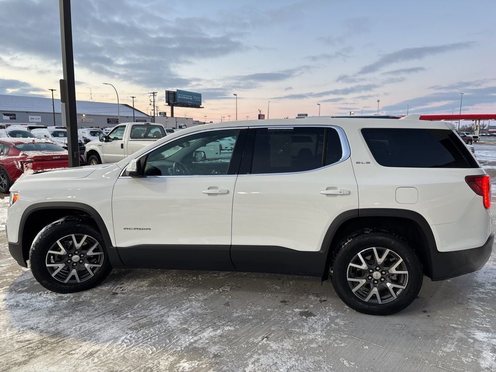 2023 GMC Acadia SLE
