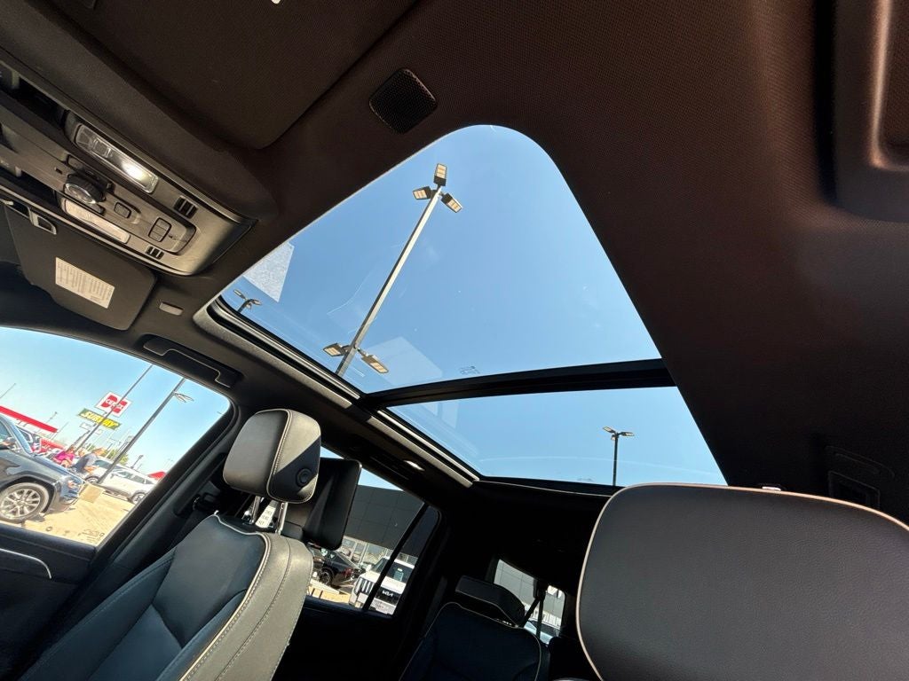 2021 GMC Yukon XL SLT