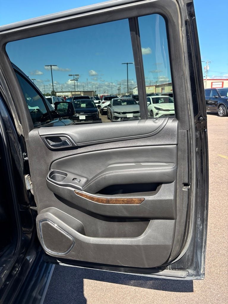 2016 Chevrolet Suburban LT