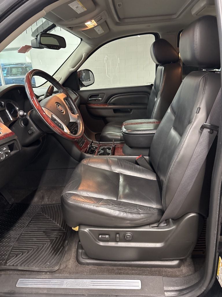 2011 Cadillac Escalade Premium