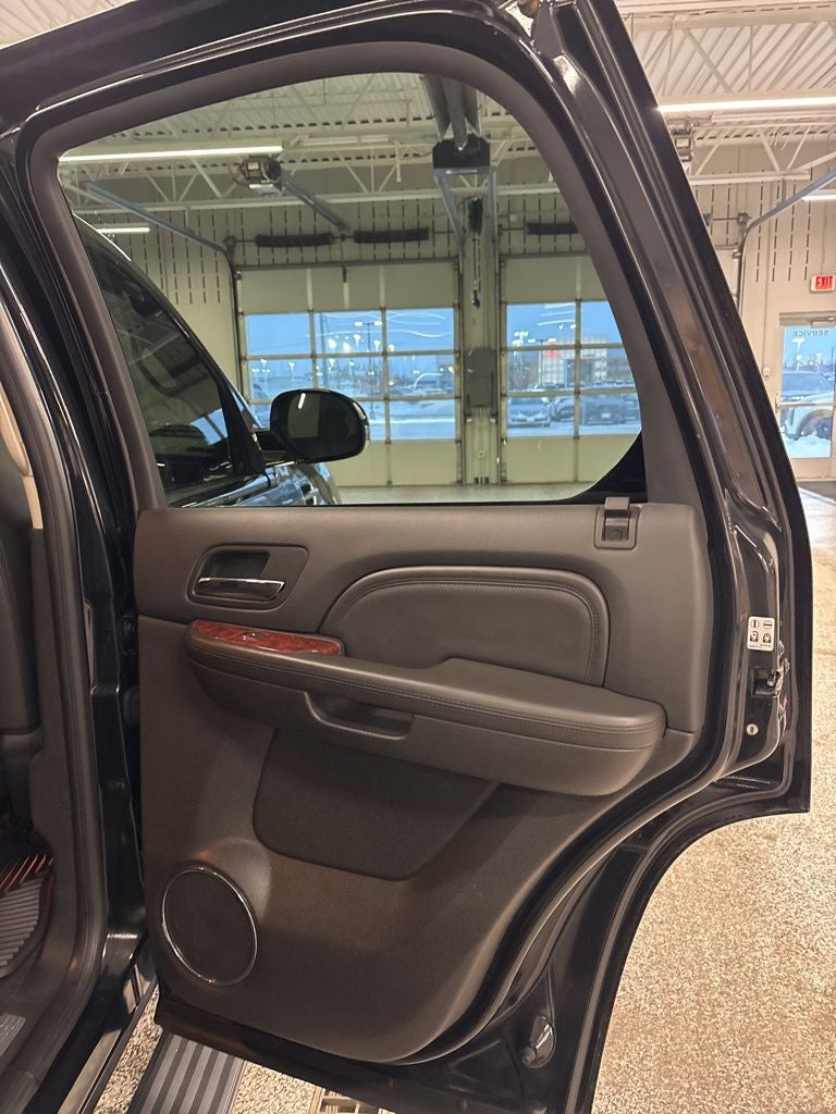 2011 Cadillac Escalade Premium