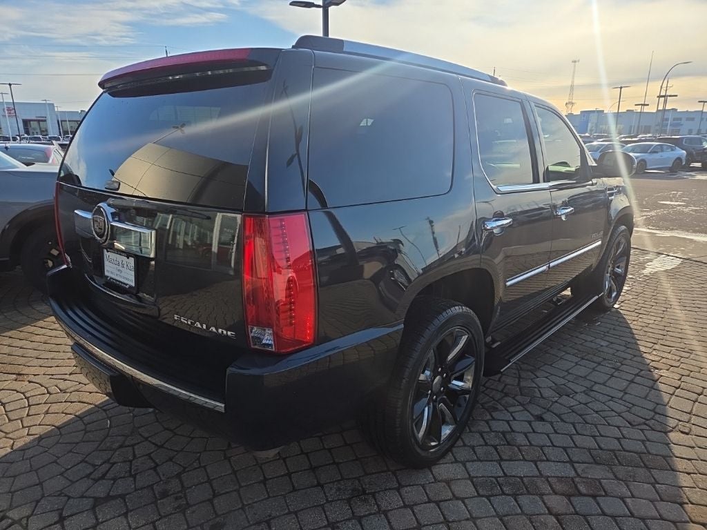 2011 Cadillac Escalade Premium