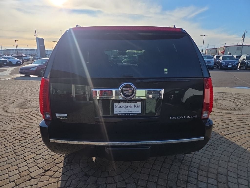 2011 Cadillac Escalade Premium