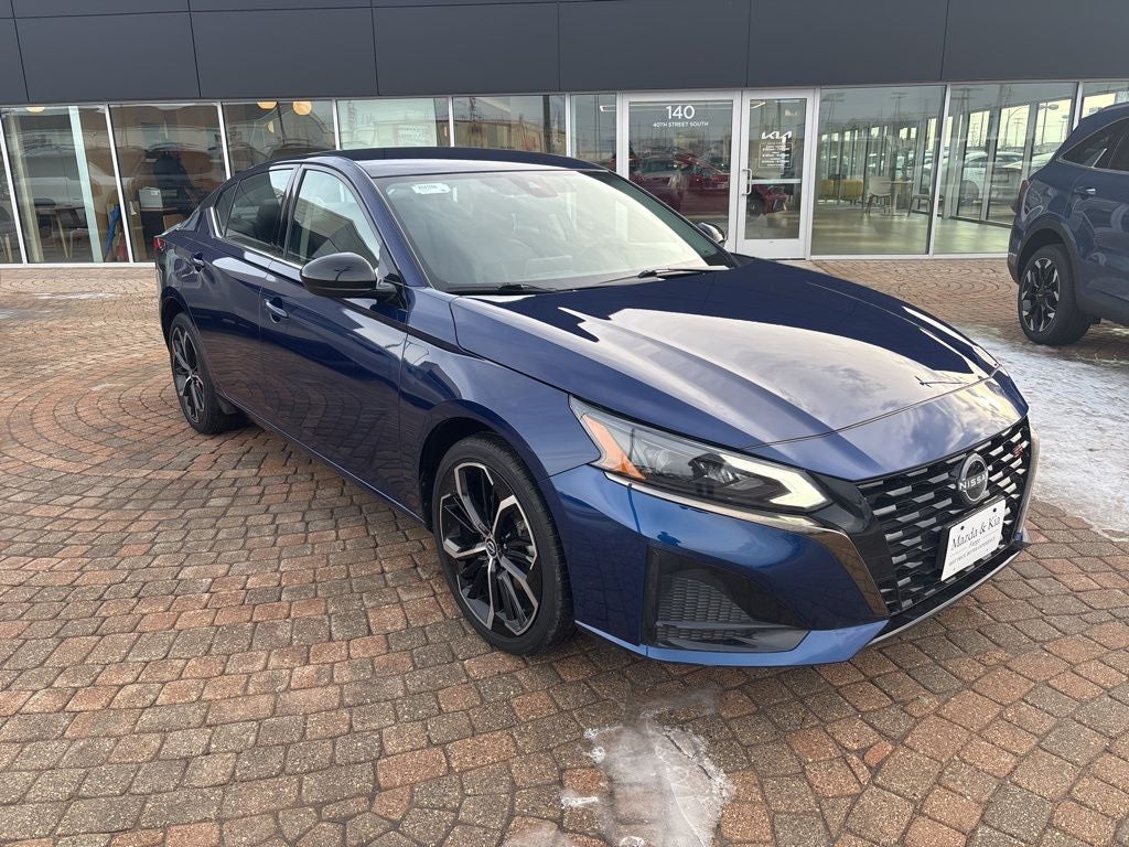 2024 Nissan Altima 2.5 SR