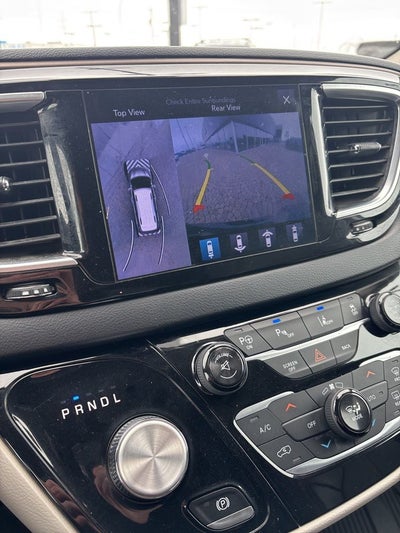 2017 Chrysler Pacifica Touring L Plus