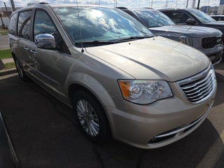 2015 Chrysler Town &amp; Country Limited
