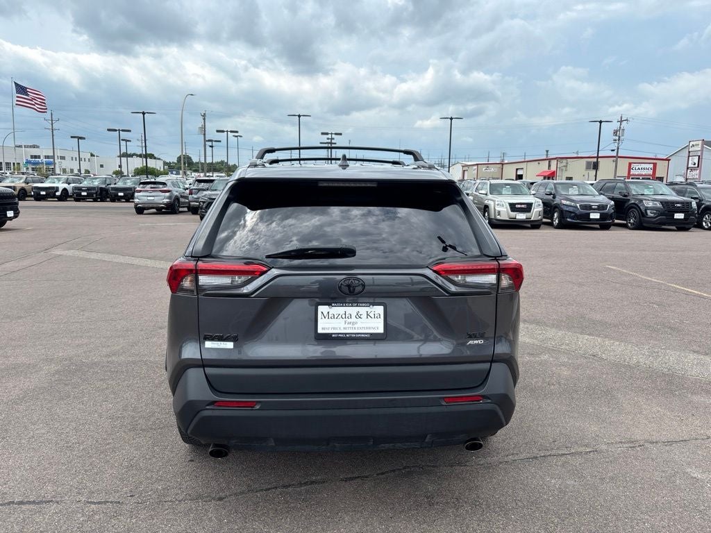 2022 Toyota RAV4 XLE