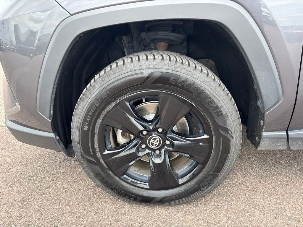 2022 Toyota RAV4 XLE