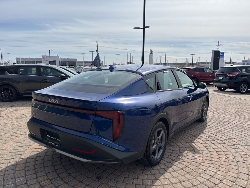 2025 Kia K4 LXS