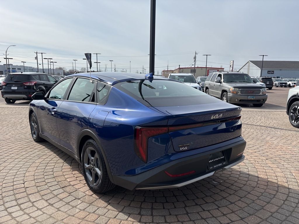 2025 Kia K4 LXS