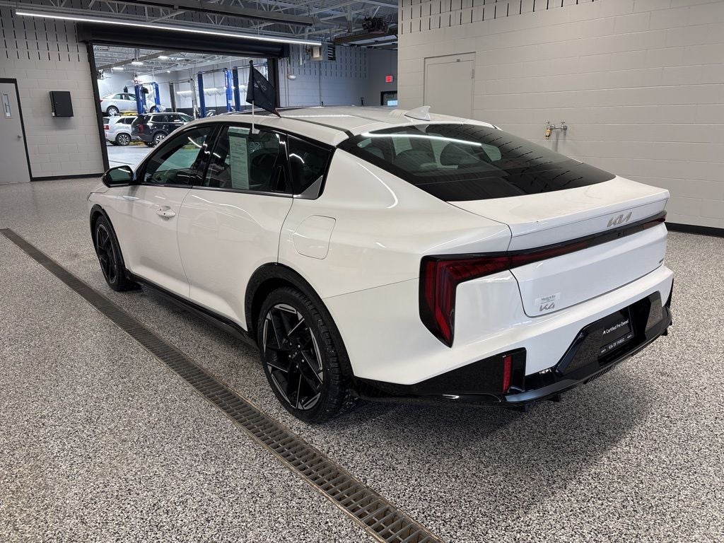 2025 Kia K4 GT-Line