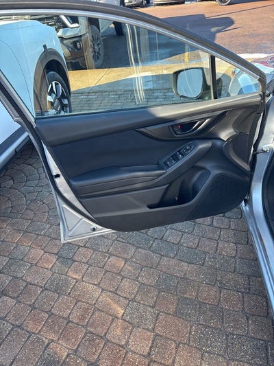 2019 Subaru Impreza 2.0i