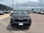 2022 Toyota Highlander Hybrid LE