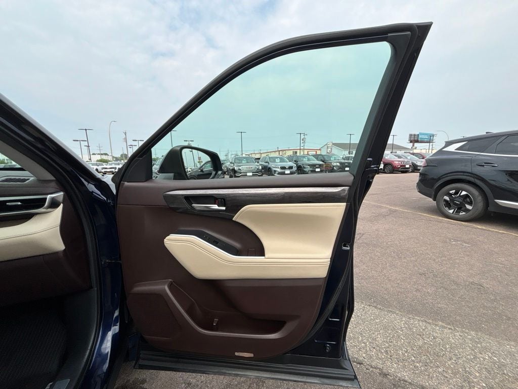 2020 Toyota Highlander Limited