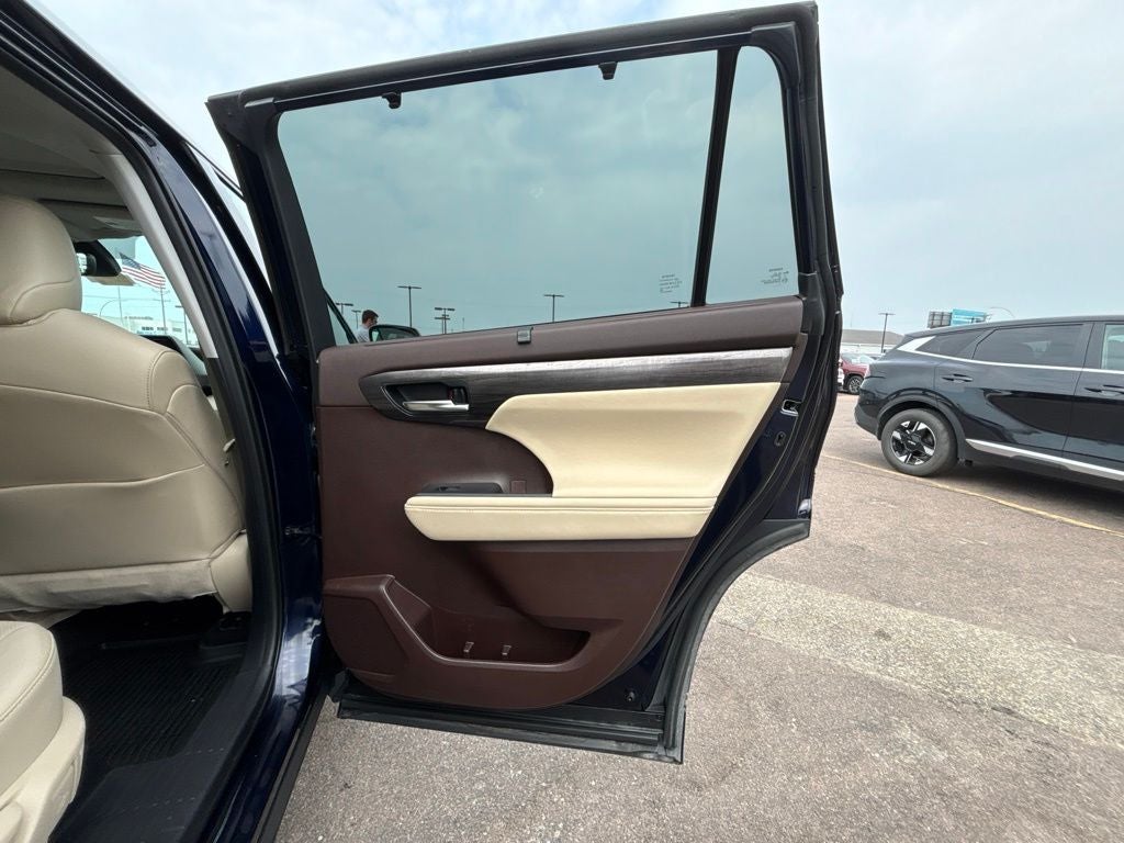 2020 Toyota Highlander Limited